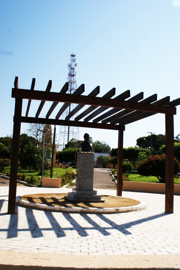 Monumento Frei Salvador Rouquette